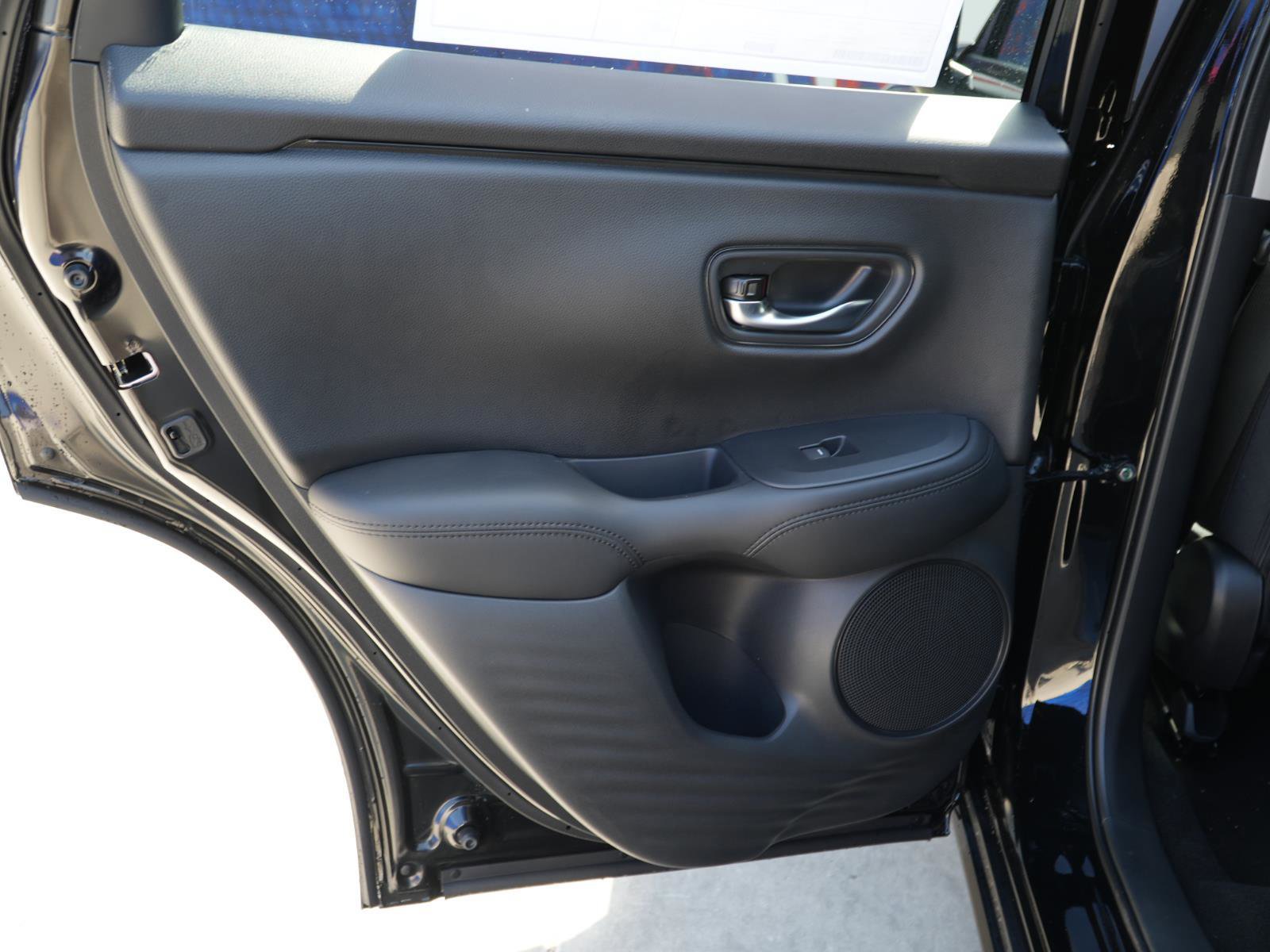 New 2026 Honda HR-V LX image 17