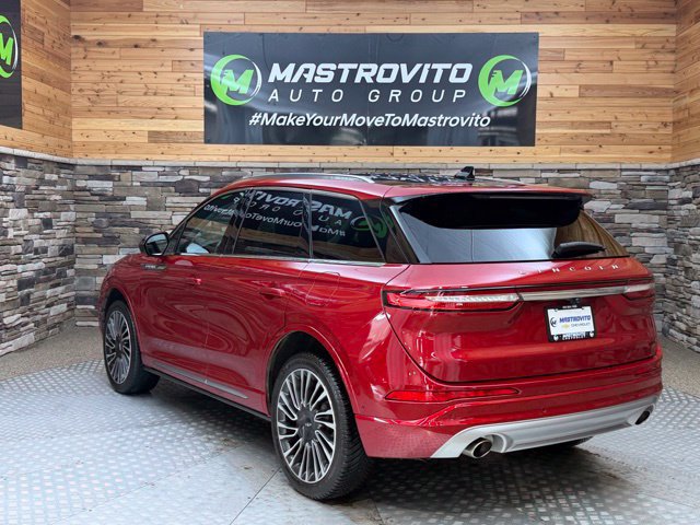 Used 2021 Lincoln Corsair AWD image 6