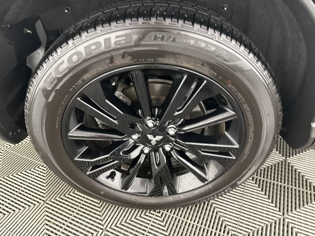 Used 2024 Mitsubishi Eclipse Cross LE AWD/4WD image 34
