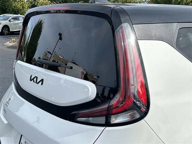 Used 2024 Kia Soul S image 11