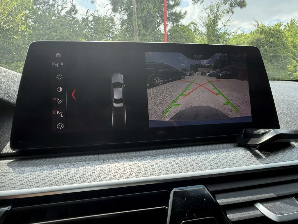 Used 2019 BMW 540i w/ M Sport Package RWD image 24