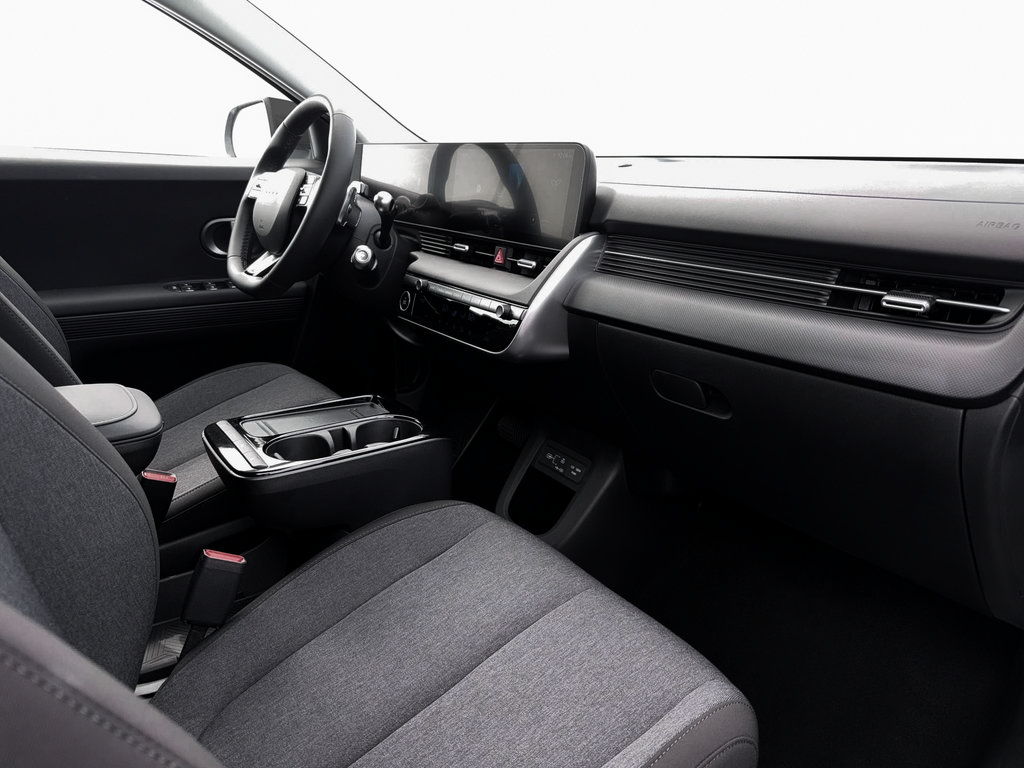 New 2026 Hyundai Ioniq 5 SE AWD/4WD image 15