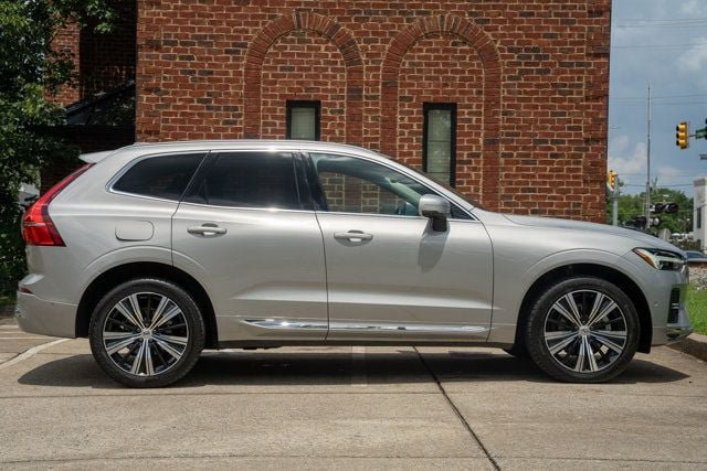 Used 2022 Volvo XC60 B5 Inscription w/ Advanced Package AWD/4WD image 4