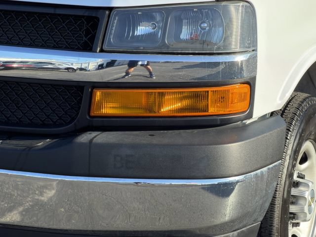 Used 2024 Chevrolet Express 2500 w/ Driver Convenience Package RWD image 8
