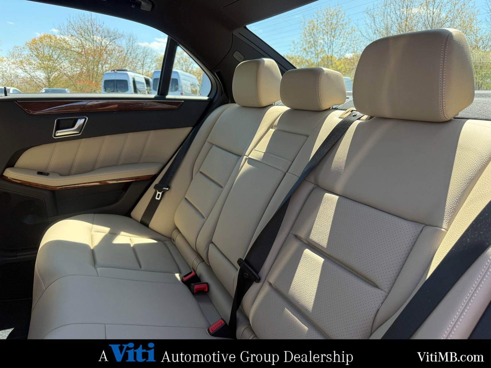 Used 2012 Mercedes-Benz E 350 4MATIC Sedan image 22