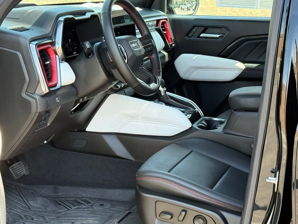 Used 2023 GMC Canyon AT4X AWD/4WD image 6