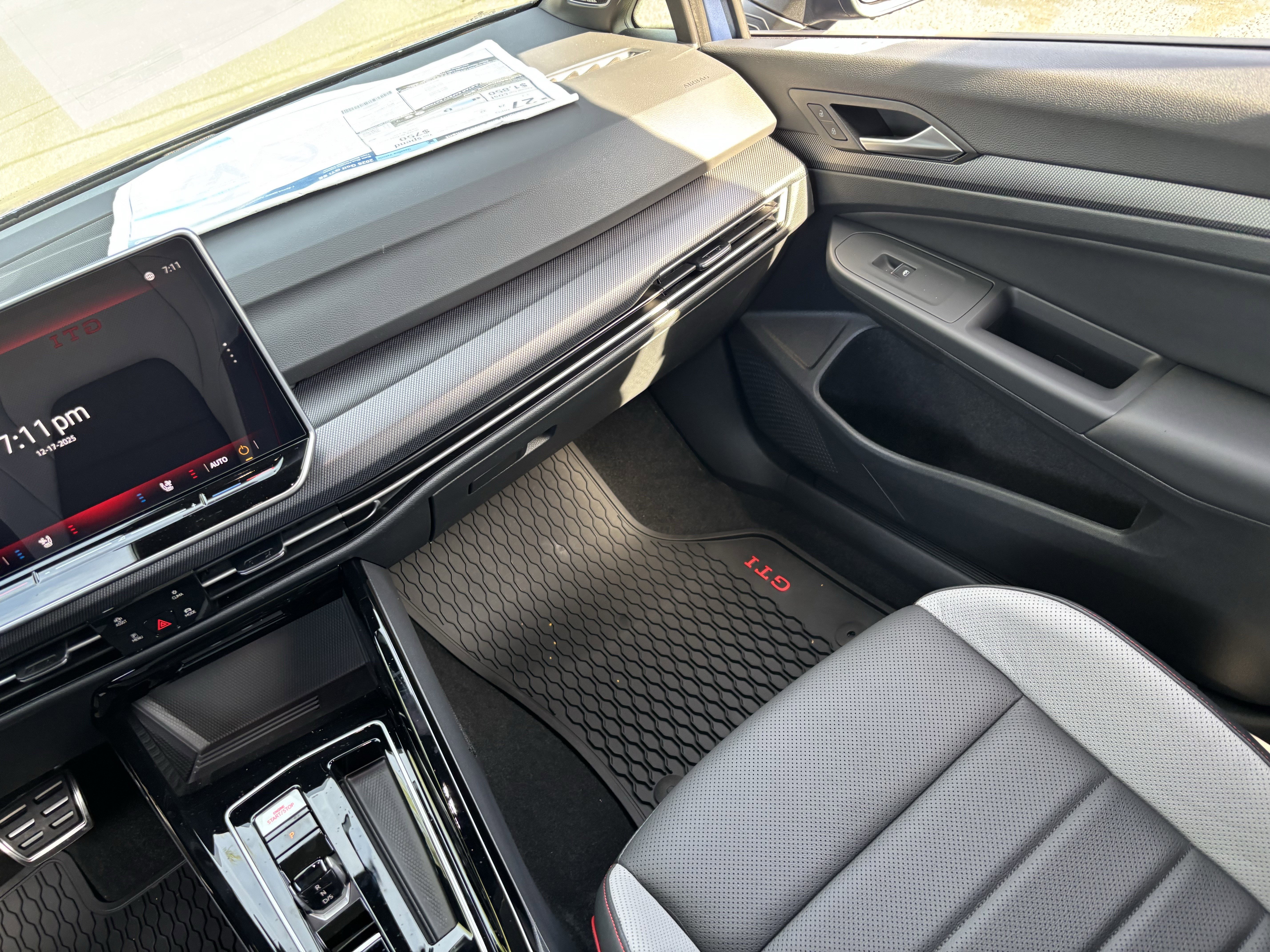 New 2026 Volkswagen GTI SE image 13