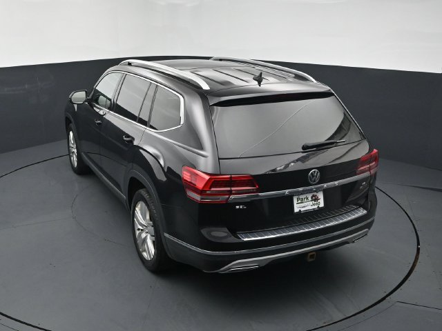 Used 2018 Volkswagen Atlas SEL Premium AWD/4WD image 16