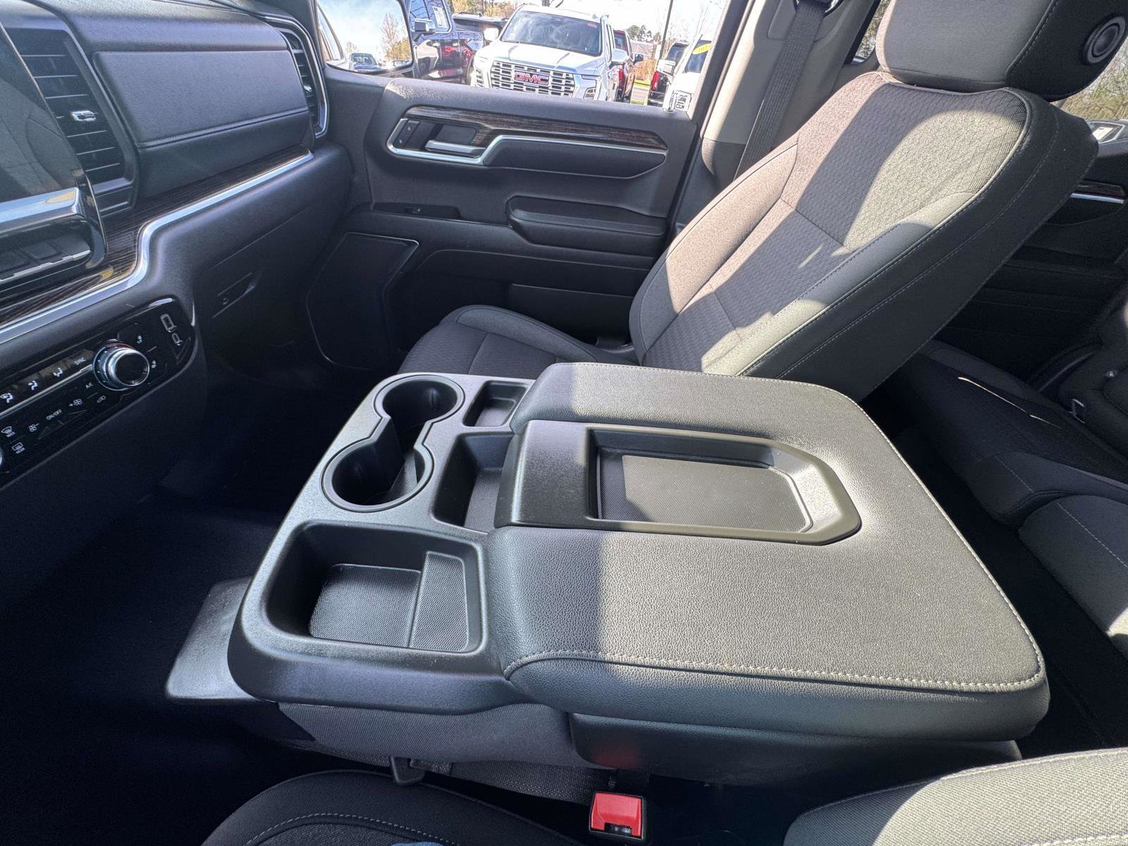 Used 2022 GMC Sierra 1500 Elevation AWD/4WD image 36