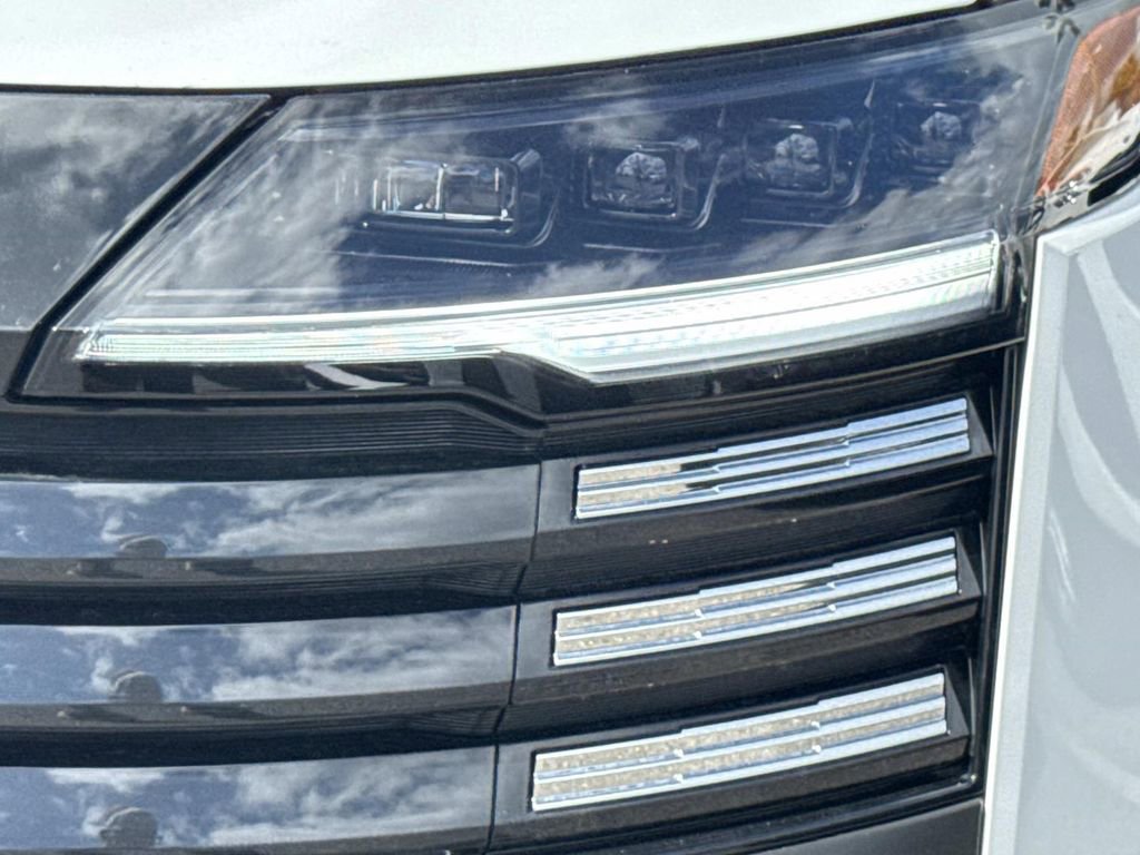 Used 2026 Nissan Kicks SV FWD image 10