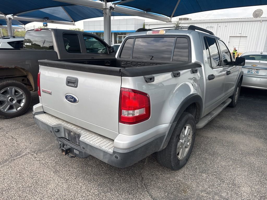 Used 2010 Ford Explorer Sport Trac XLT image 6
