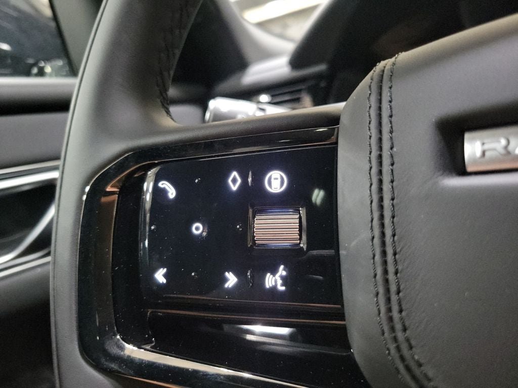 New 2026 Land Rover Range Rover Velar Dynamic SE AWD/4WD image 15