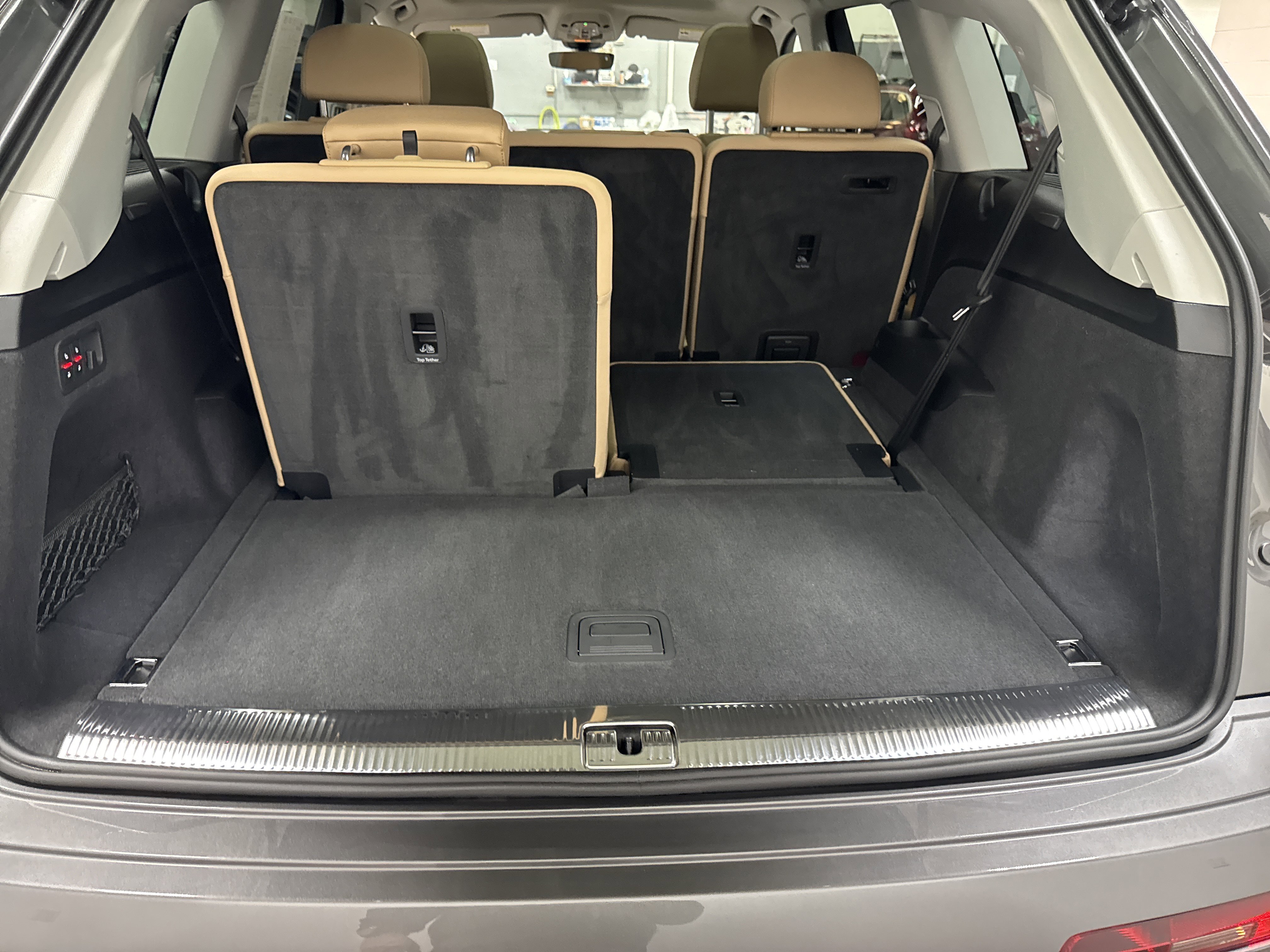 Used 2025 Audi Q7 3.0T Premium Plus image 35