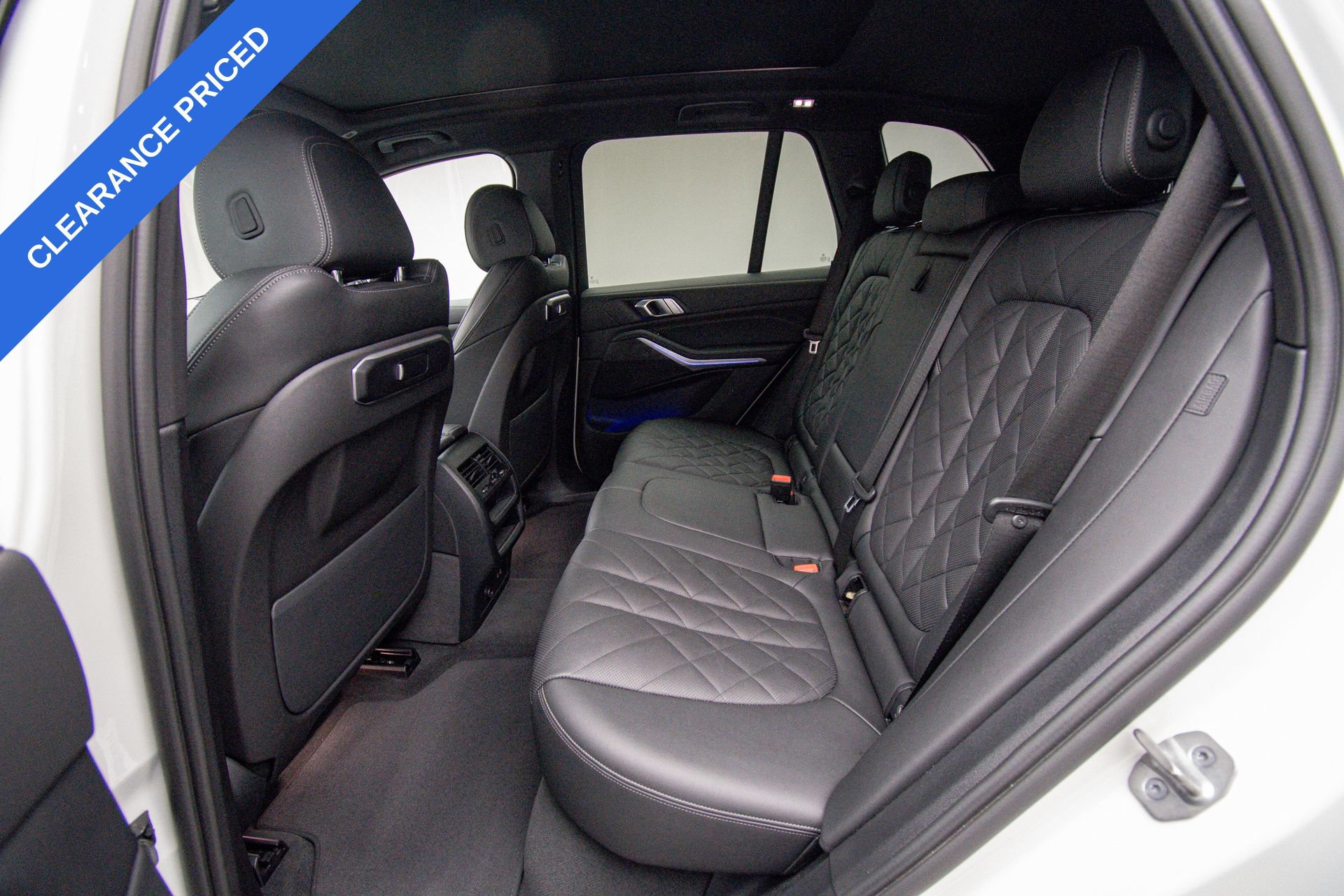 Used 2024 BMW X5 xDrive40i w/ M Sport Package AWD/4WD image 13