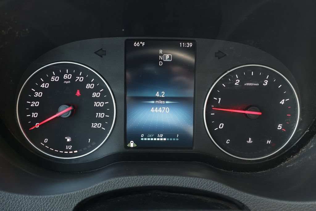 Used 2022 Mercedes-Benz Sprinter 2500 image 14