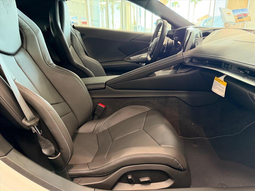 New 2027 Chevrolet Corvette Stingray Coupe w/ 1LT RWD image 6