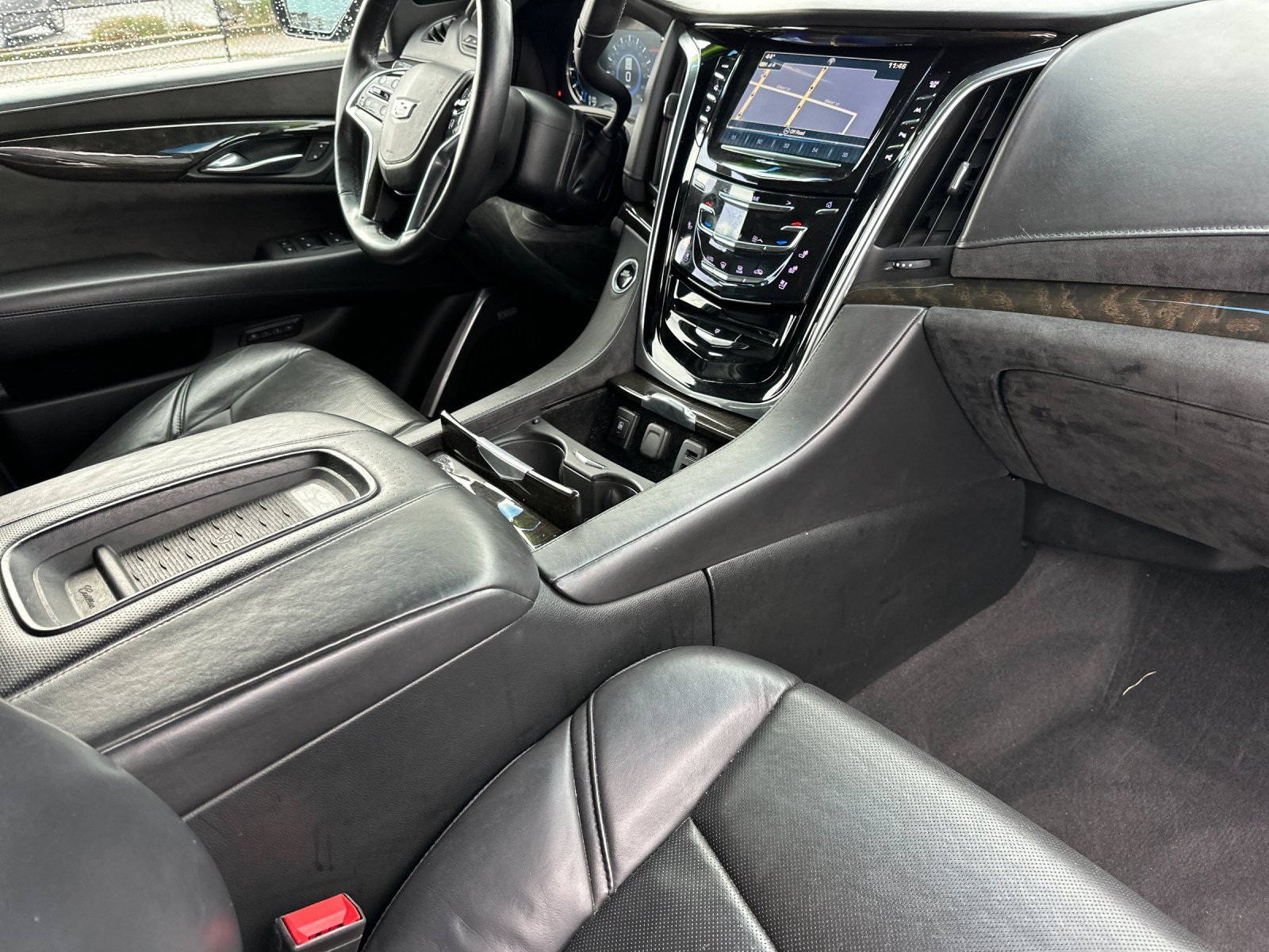 Used 2017 Cadillac Escalade ESV Platinum image 18