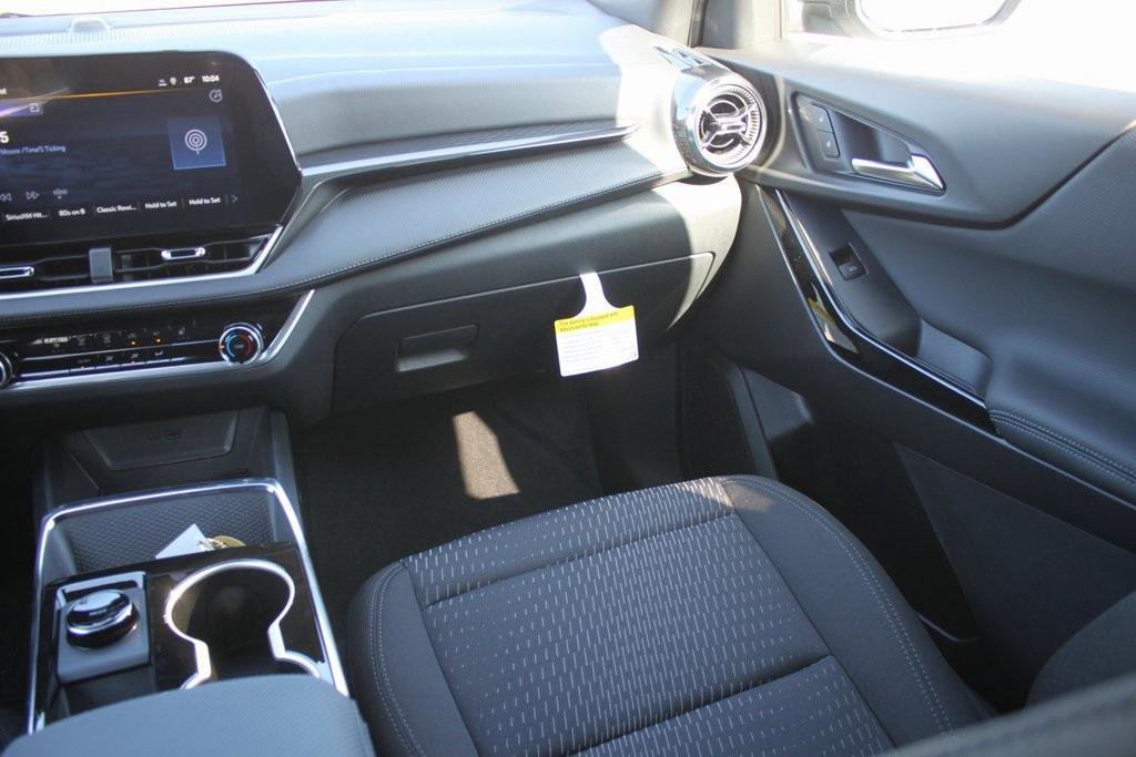 New 2026 Chevrolet Equinox LT image 7