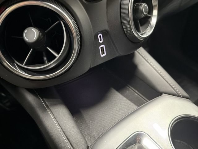 New 2025 Chevrolet Blazer LT w/ Midnight/Sport Edition FWD image 26