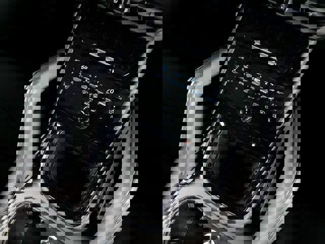 New 2026 Porsche Cayenne GTS image 17