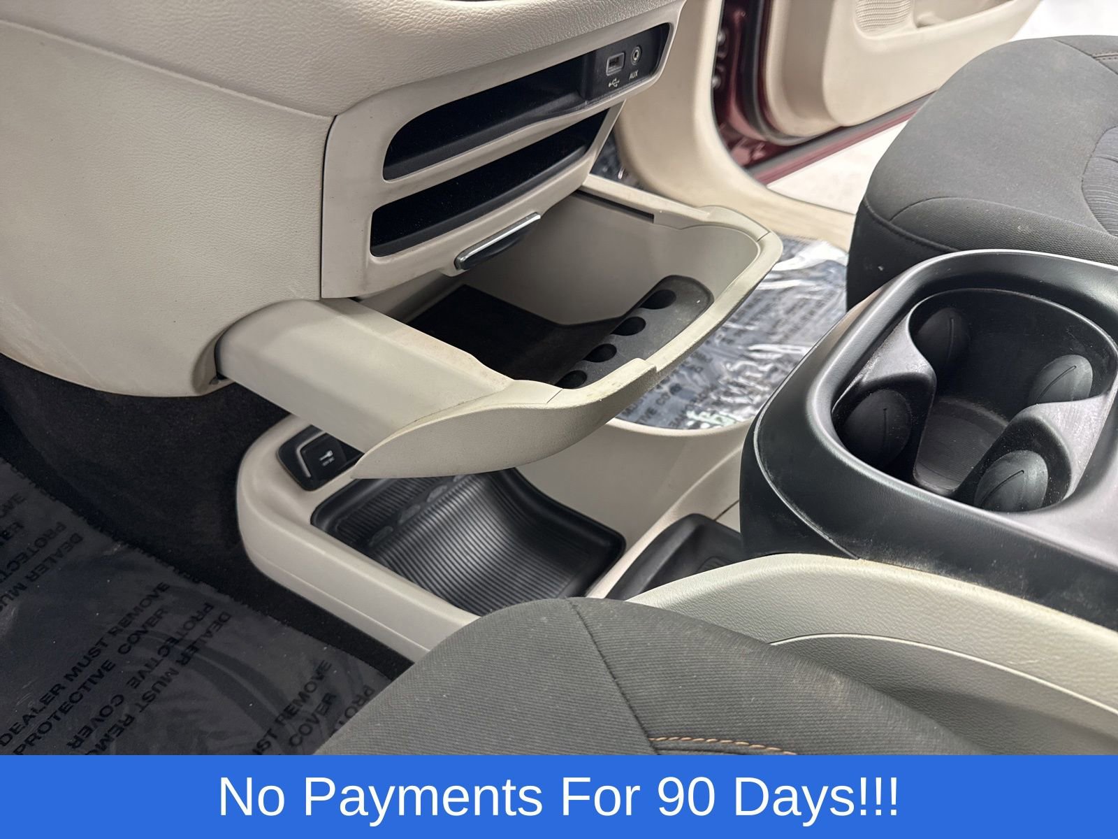 Used 2018 Chrysler Pacifica Touring Plus w/ Tire & Wheel Group image 17