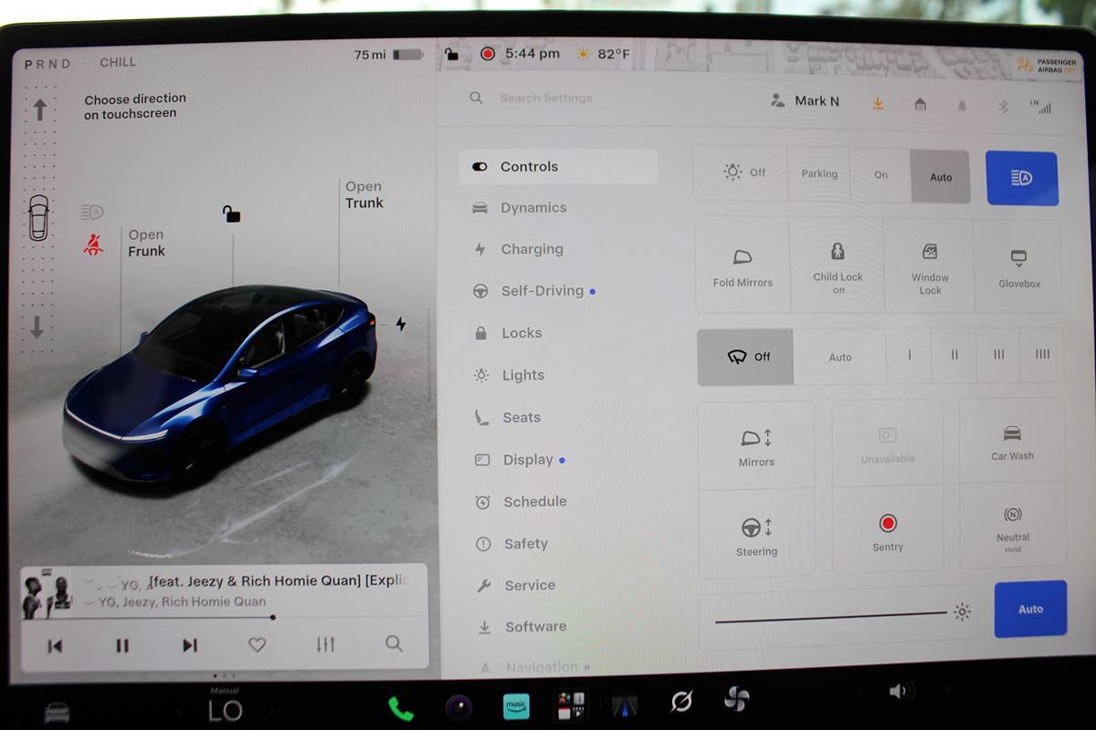 Used 2026 Tesla Model Y Long Range AWD/4WD image 29