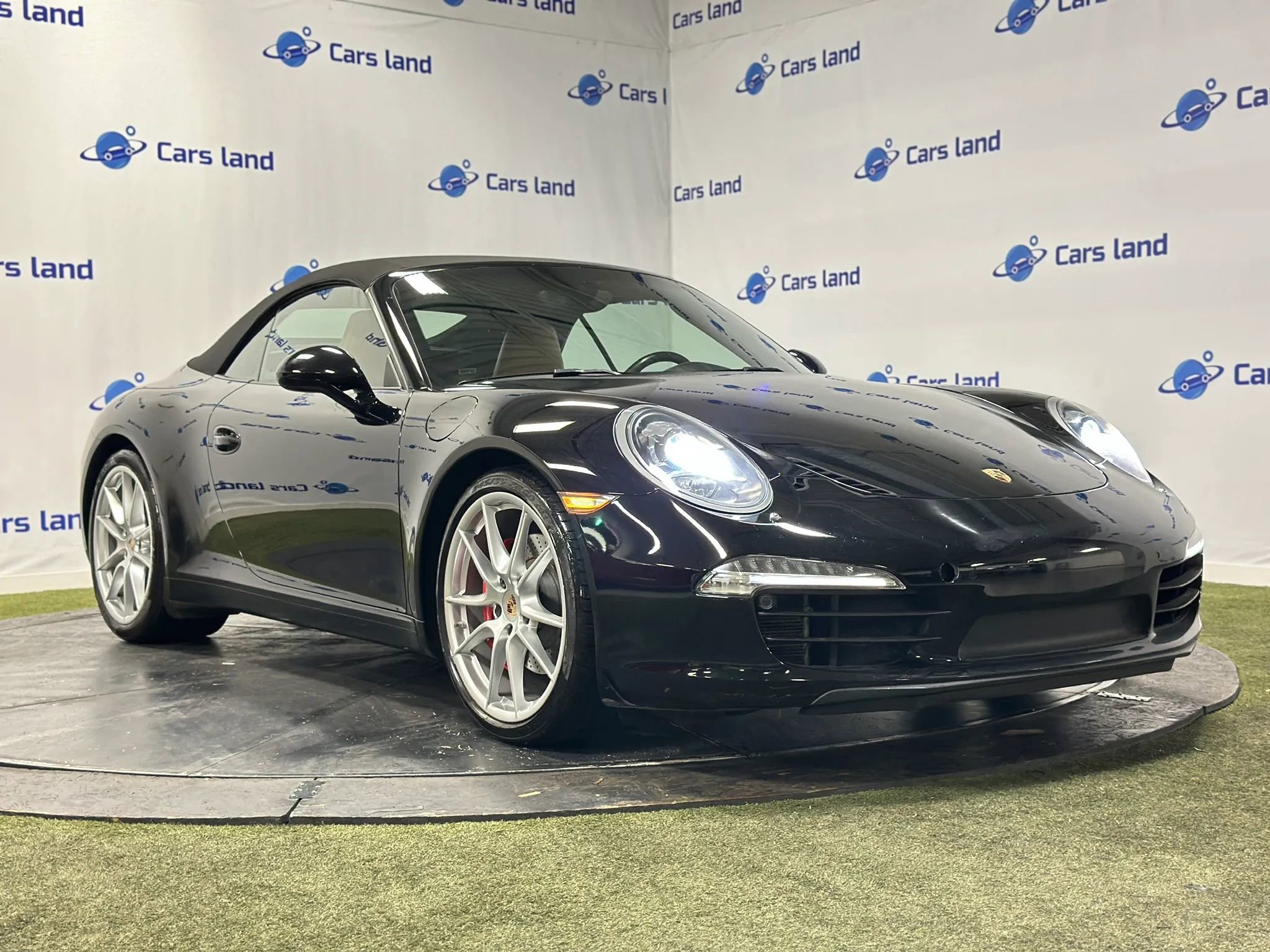 Used 2015 Porsche 911 Carrera S RWD image 1