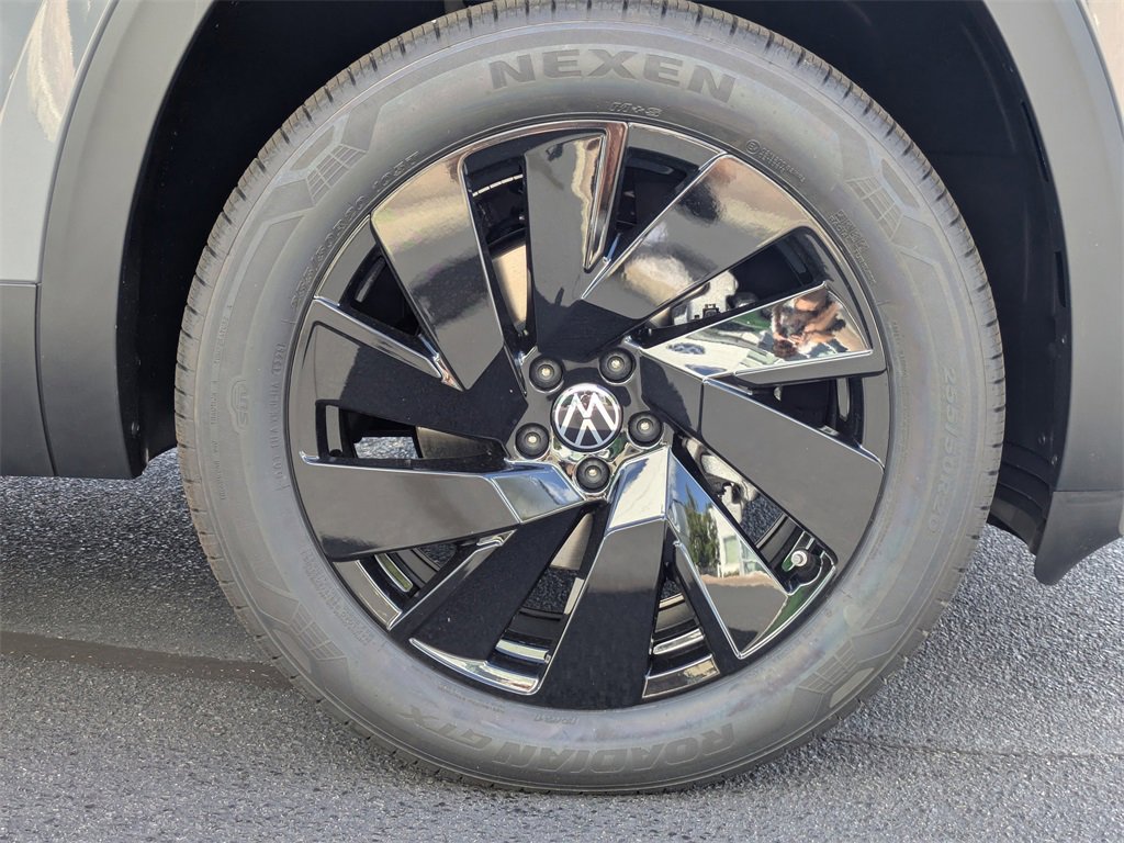 New 2026 Volkswagen Atlas SE image 13