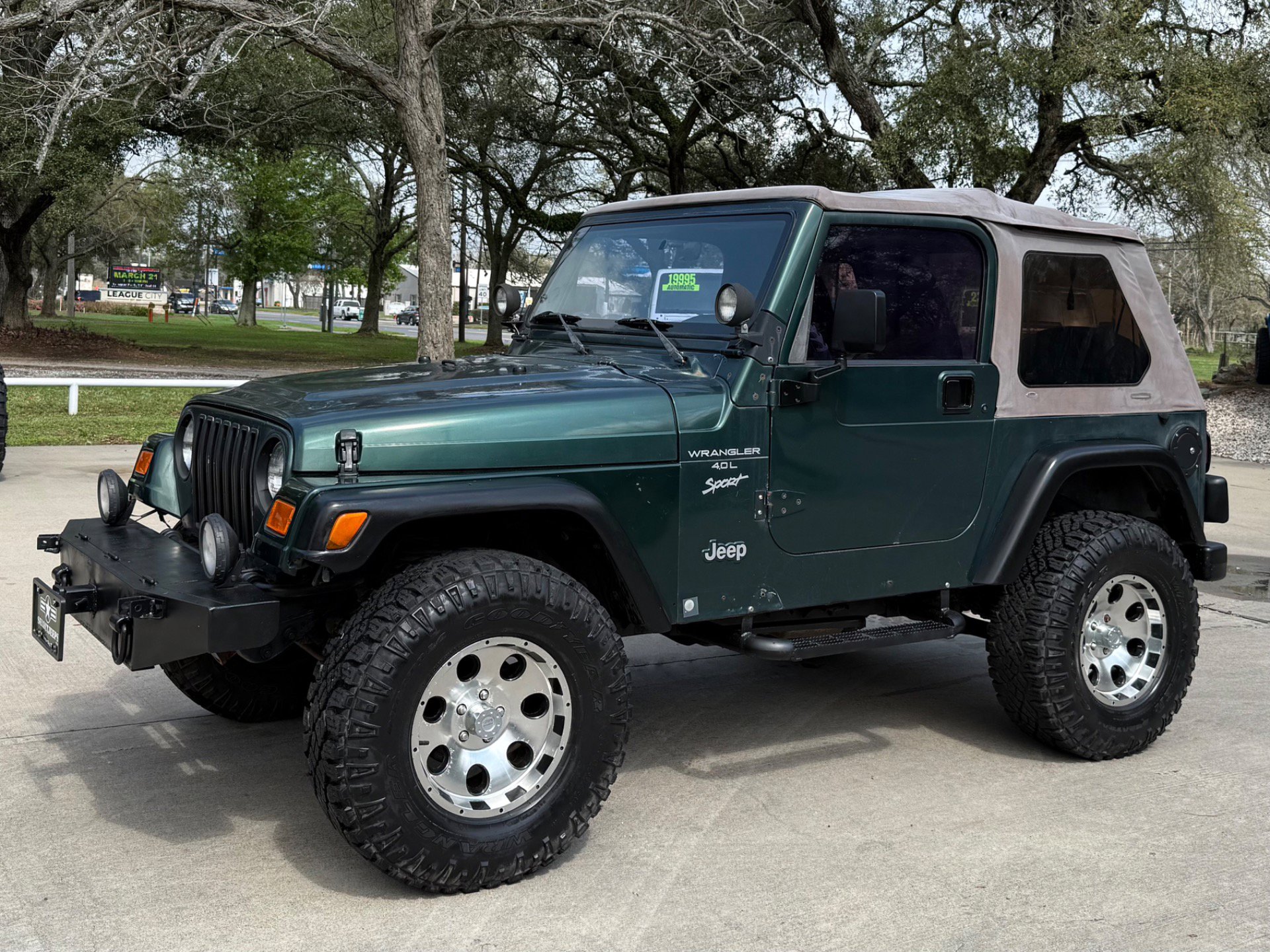 Used 2000 Jeep Wrangler Sport image 5
