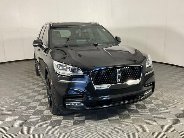 Used 2022 Lincoln Aviator Reserve w/ Equipment Group 201A AWD/4WD image 3