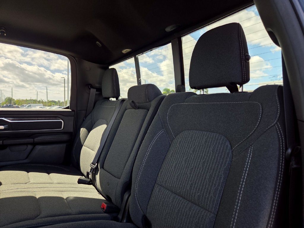 Used 2020 RAM 1500 Big Horn RWD image 21