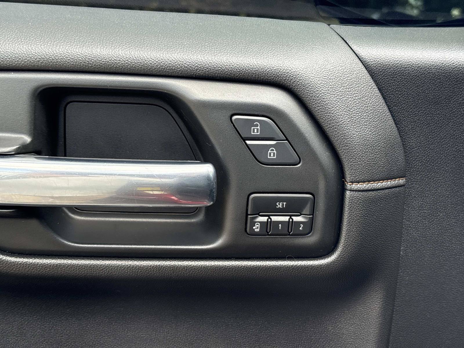 Used 2019 GMC Sierra 1500 AT4 w/ AT4 Premium Package AWD/4WD image 14