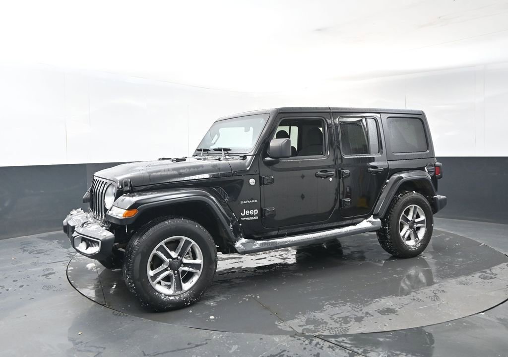 Used 2019 Jeep Wrangler Unlimited Sahara image 2