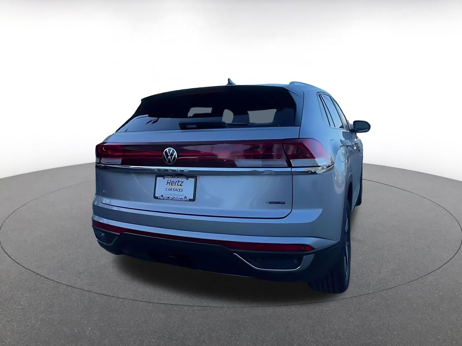 Used 2025 Volkswagen Atlas Cross Sport SE image 14