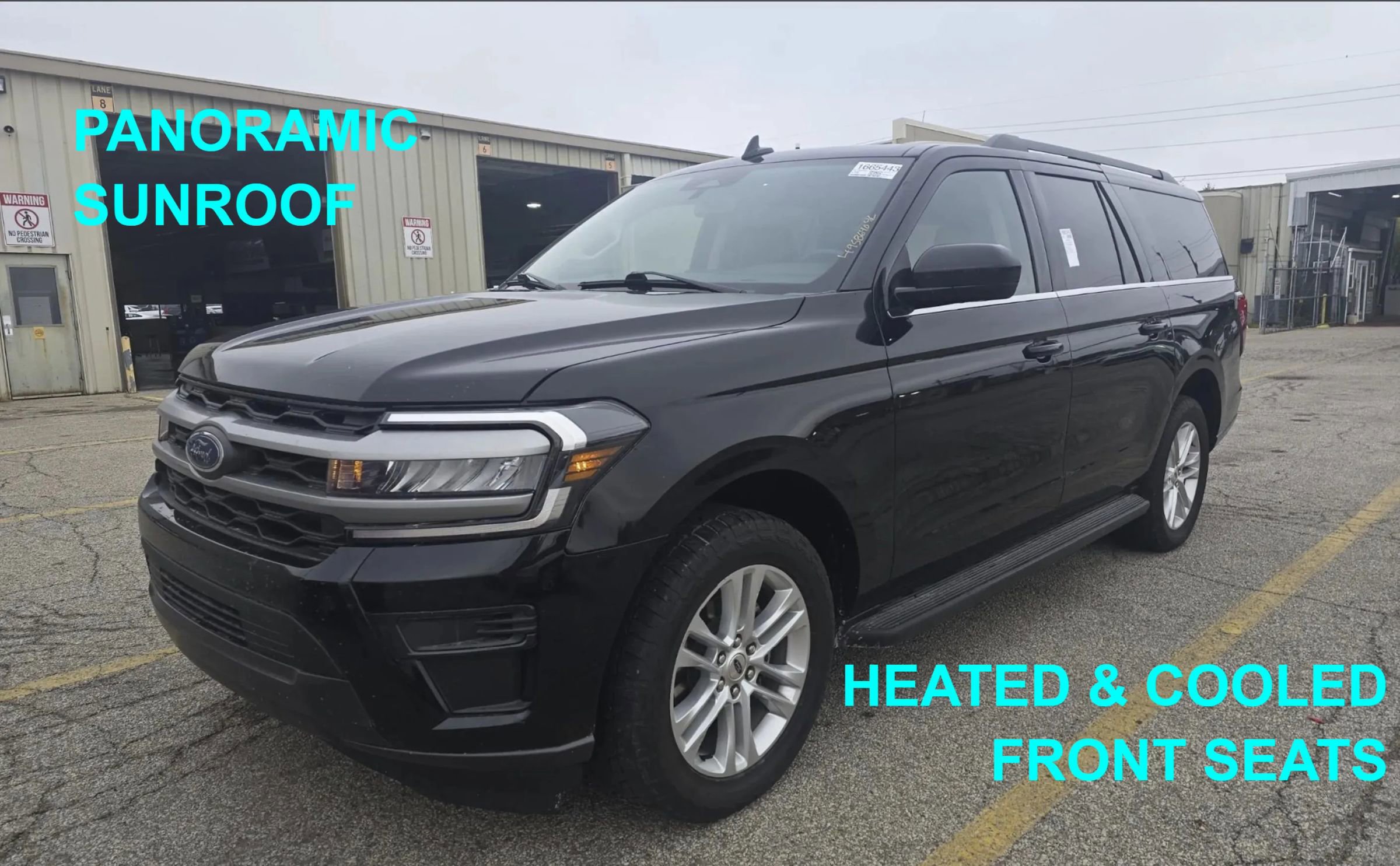 Used 2024 Ford Expedition Max XLT image 1