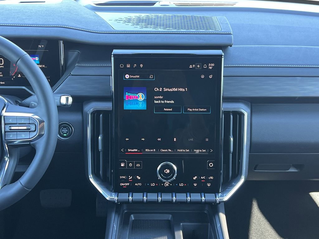 New 2026 GMC Acadia Elevation image 4