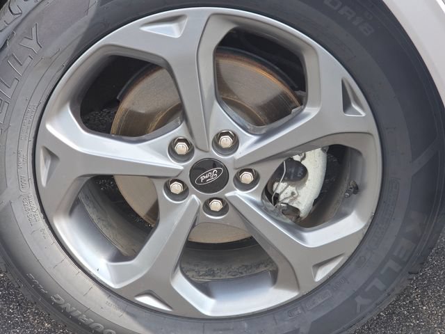 Used 2023 Ford Escape ST-Line w/ Tech Pack #1 FWD image 9