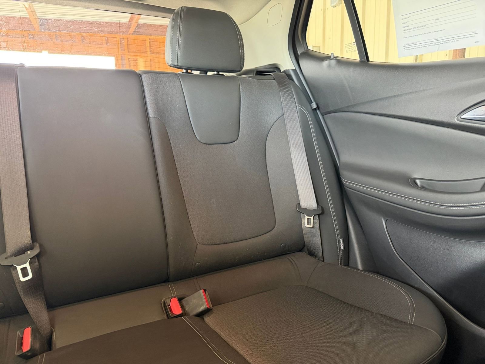 Used 2025 Buick Encore GX Preferred image 36