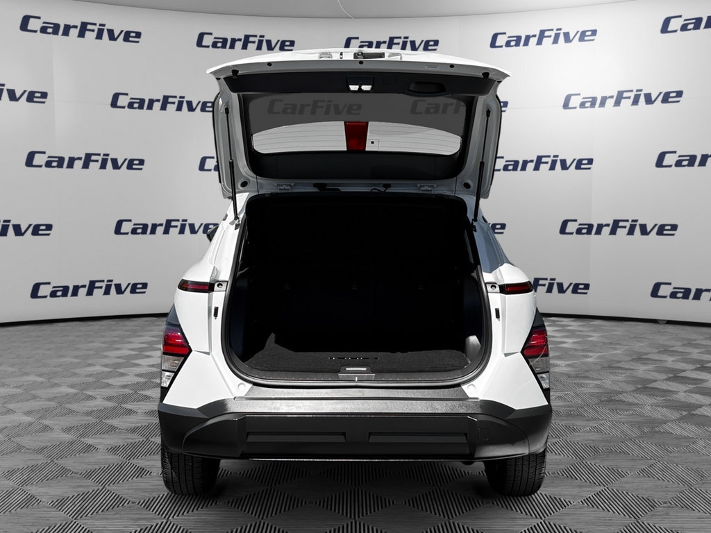 Used 2025 Hyundai Kona SEL AWD/4WD image 11