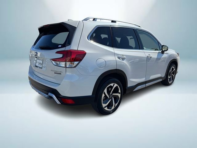 Used 2023 Subaru Forester Touring image 7