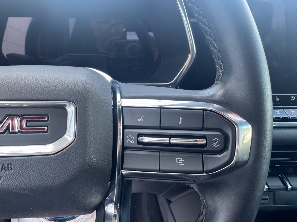 Used 2024 GMC Canyon Elevation w/ Convenience Package AWD/4WD image 12