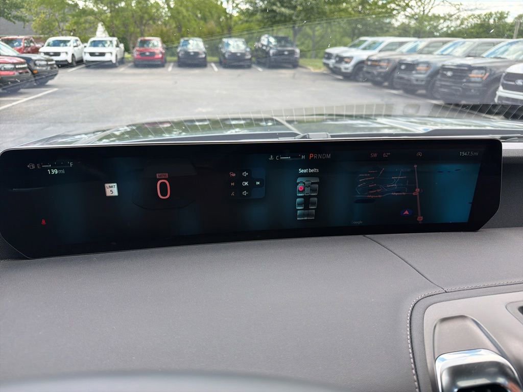 Used 2025 Ford Expedition Max Platinum w/ Stealth Performance Package AWD/4WD image 7