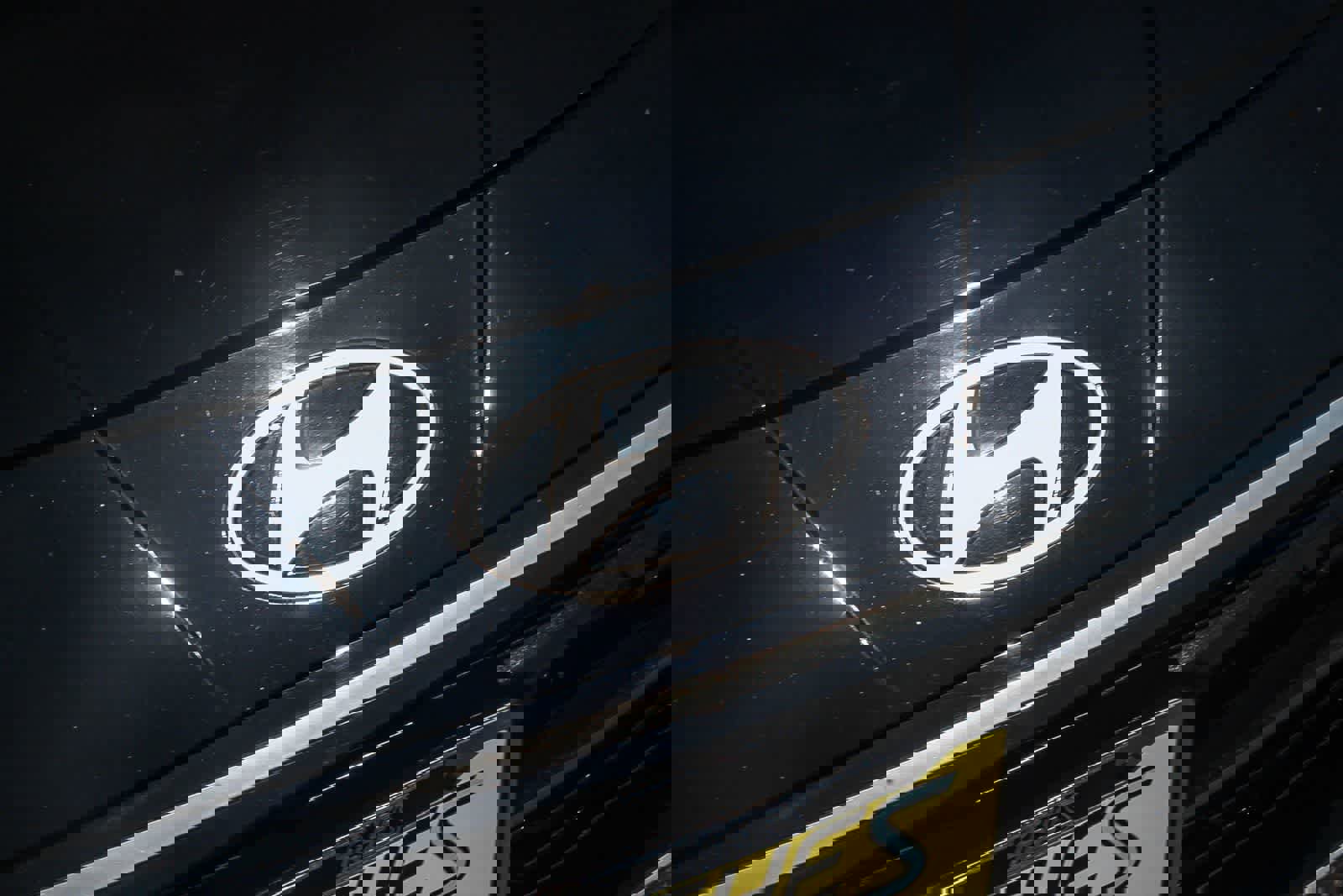 Certified 2025 Hyundai Elantra N Line image 14