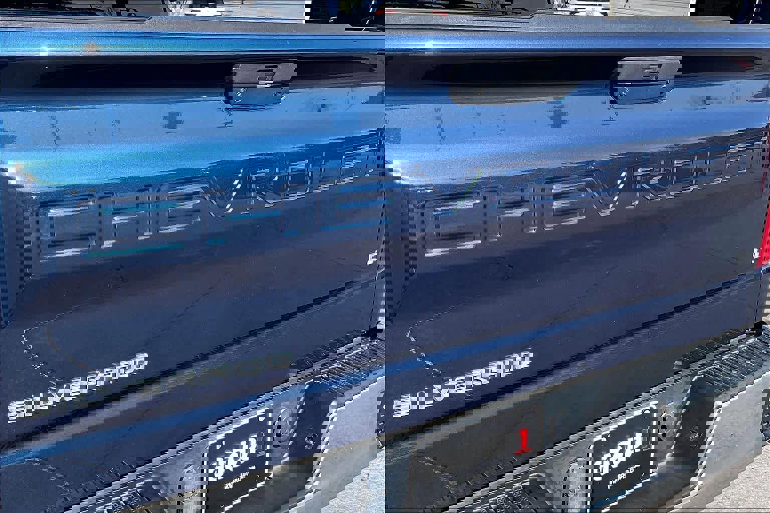 Used 2020 Chevrolet Silverado 1500 LT w/ Texas Edition RWD image 30