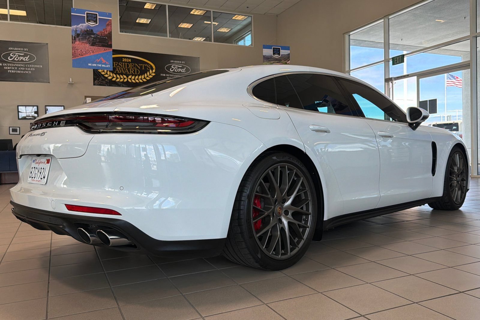 Used 2021 Porsche Panamera 4S AWD/4WD image 4