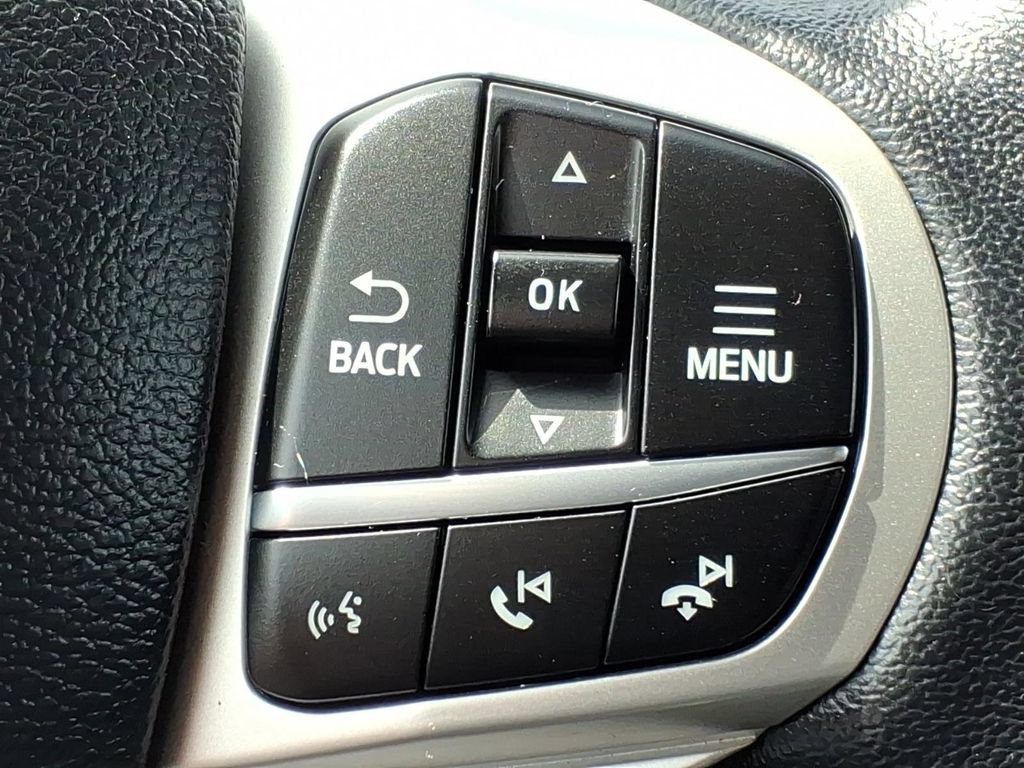 Used 2023 Ford Explorer XLT w/ Equipment Group 202A AWD/4WD image 25
