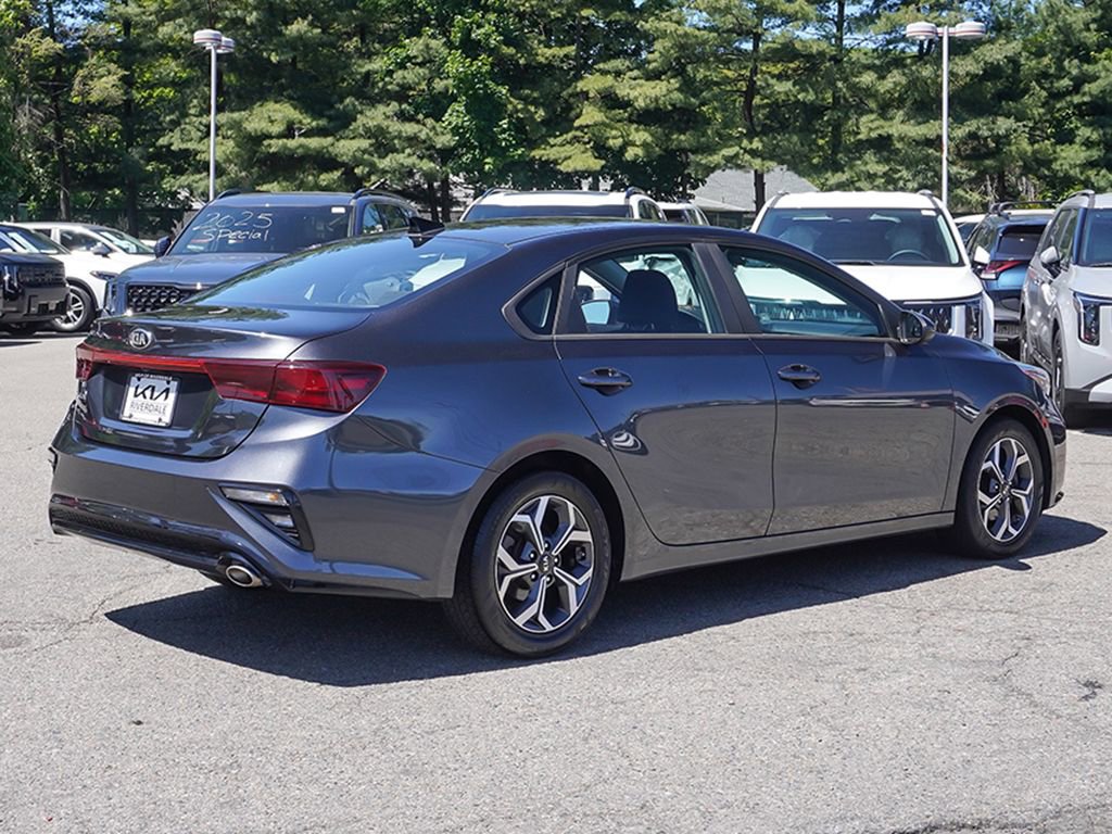 Used 2019 Kia Forte LXS FWD image 8