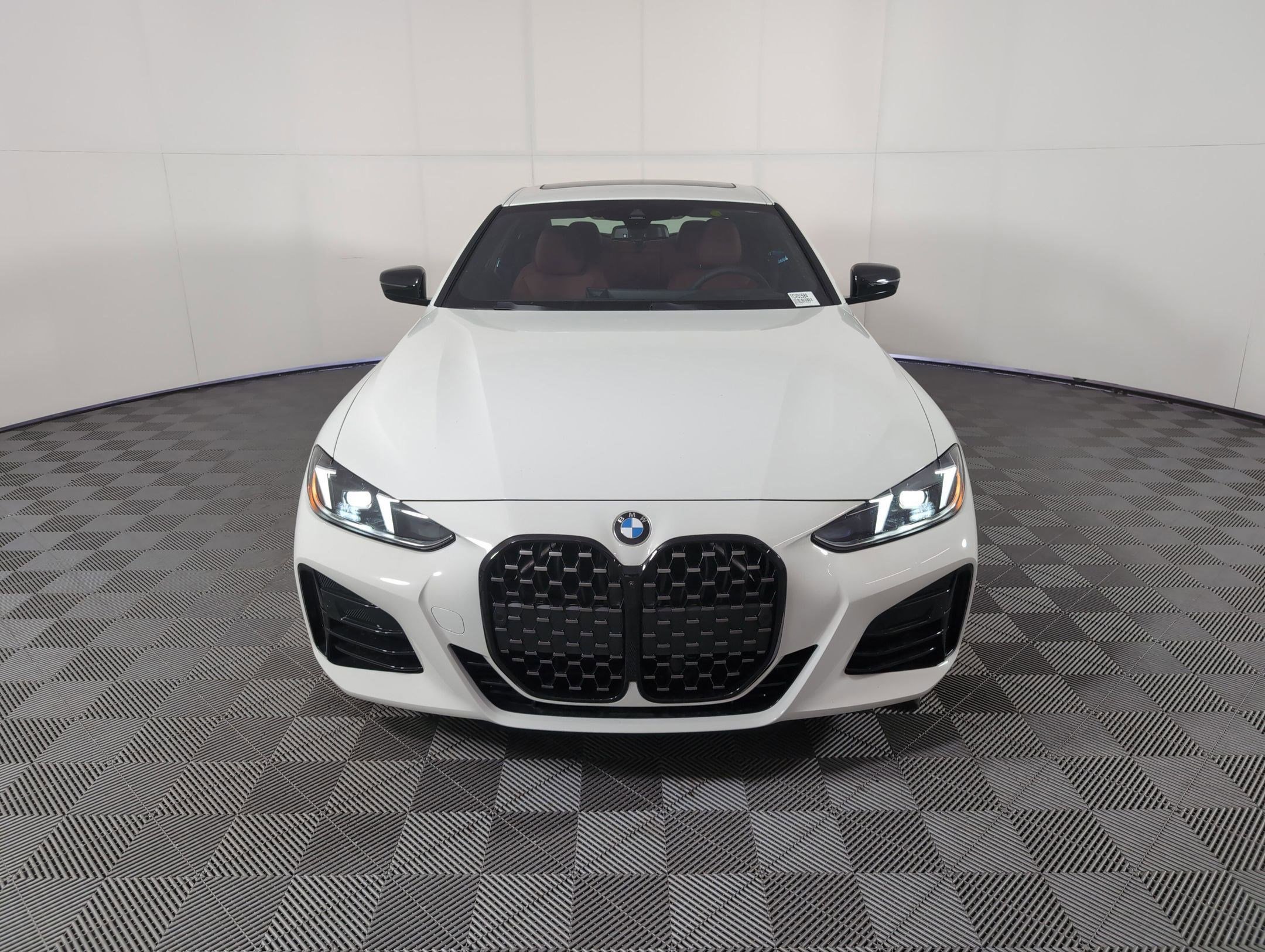 Used 2026 BMW 430i Coupe w/ M Sport Package image 5