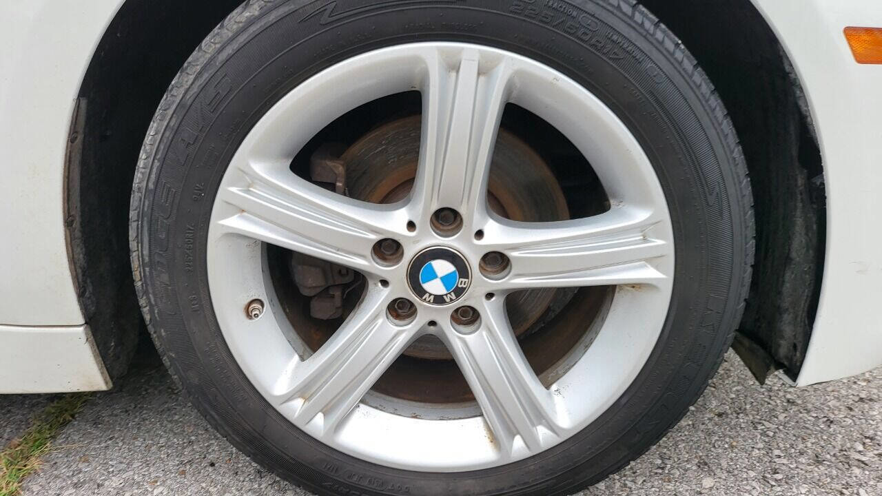 Used 2015 BMW 320i Sedan image 34
