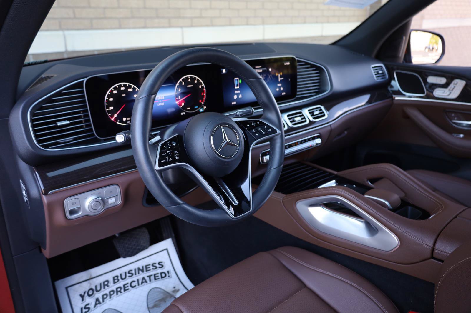 Used 2025 Mercedes-Benz GLE 350 4MATIC image 12